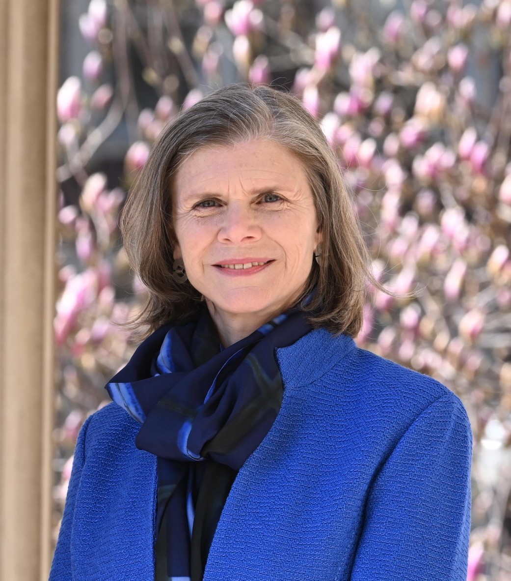photo of Angela Olinto