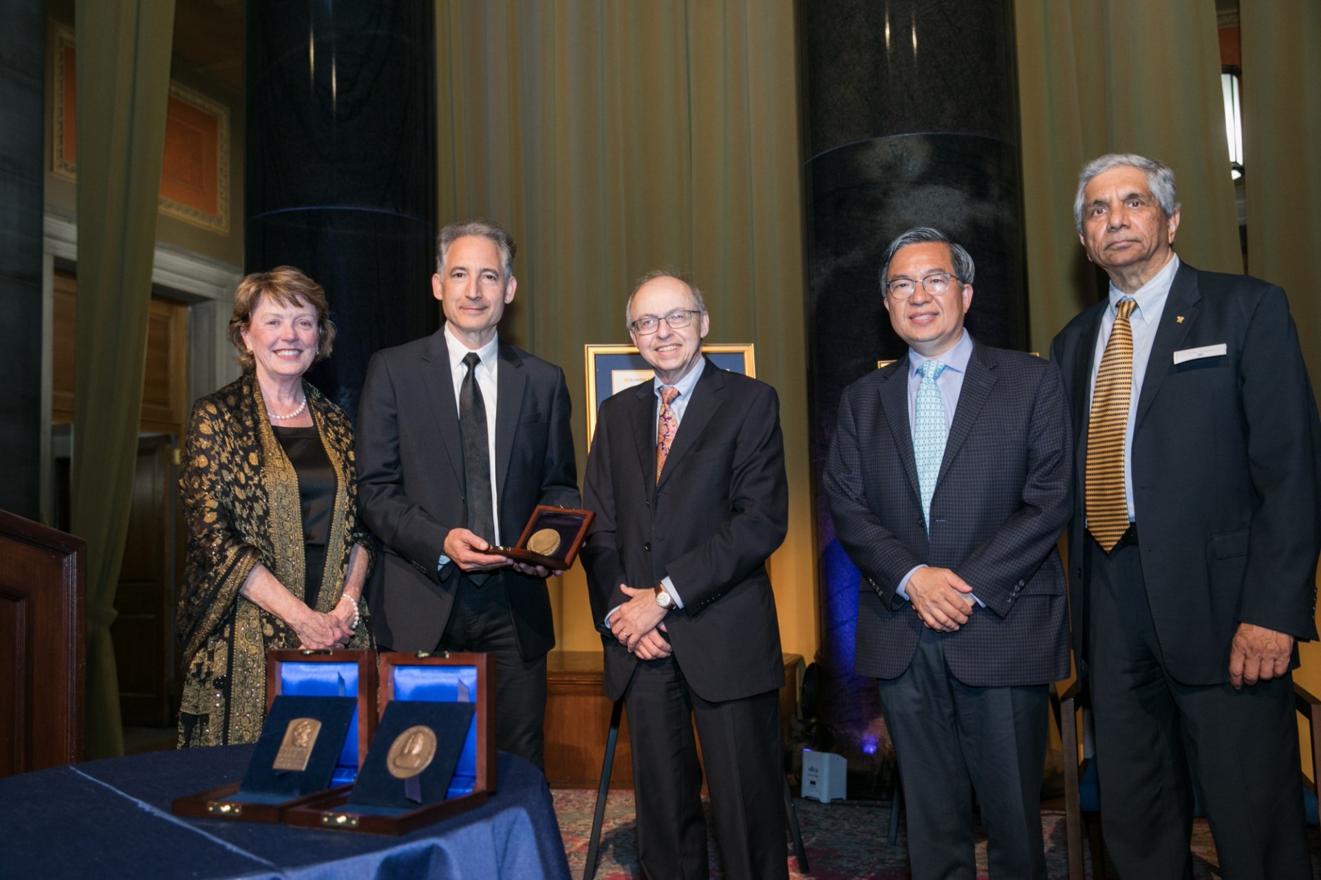 Professor Brian Greene Awarded the Michael Pupin Medal