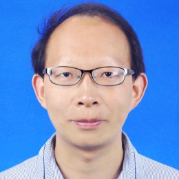 Photo of Shuai Zhang