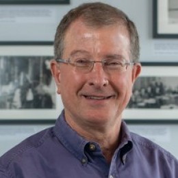 photo of Robert D. Mawhinney